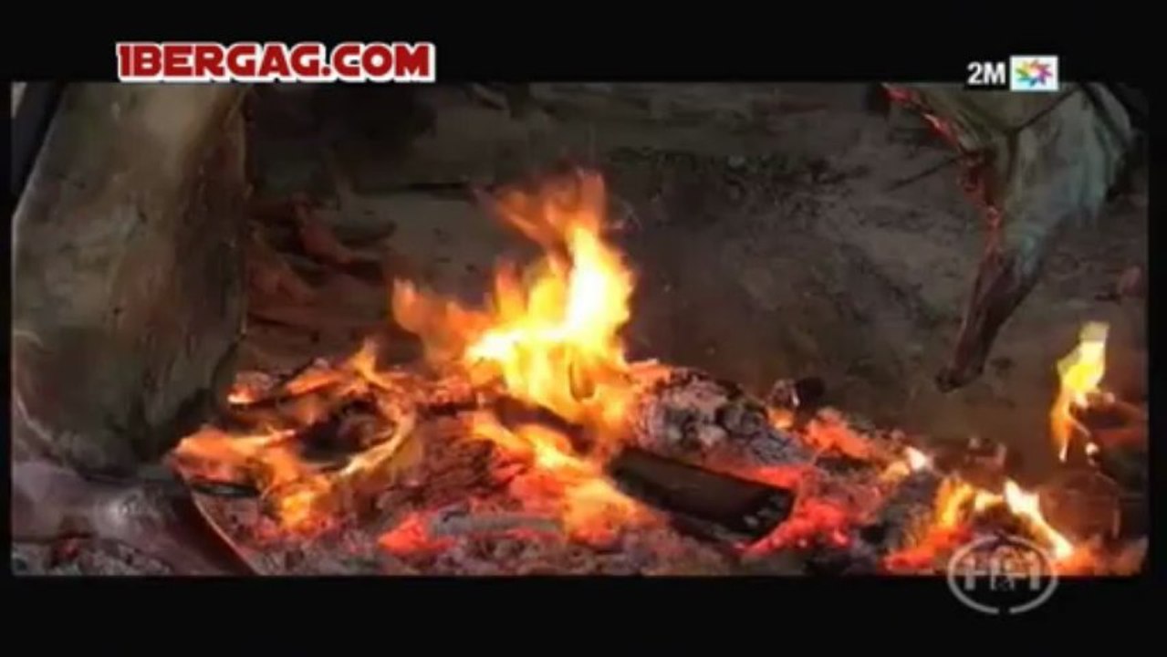 2M ليلى غاندي تأكل لحم حرام علنا على التلفزة المغربية