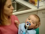 Annesinin Sesini İlk Defa Duyan İşitme Engelli Bebek:)