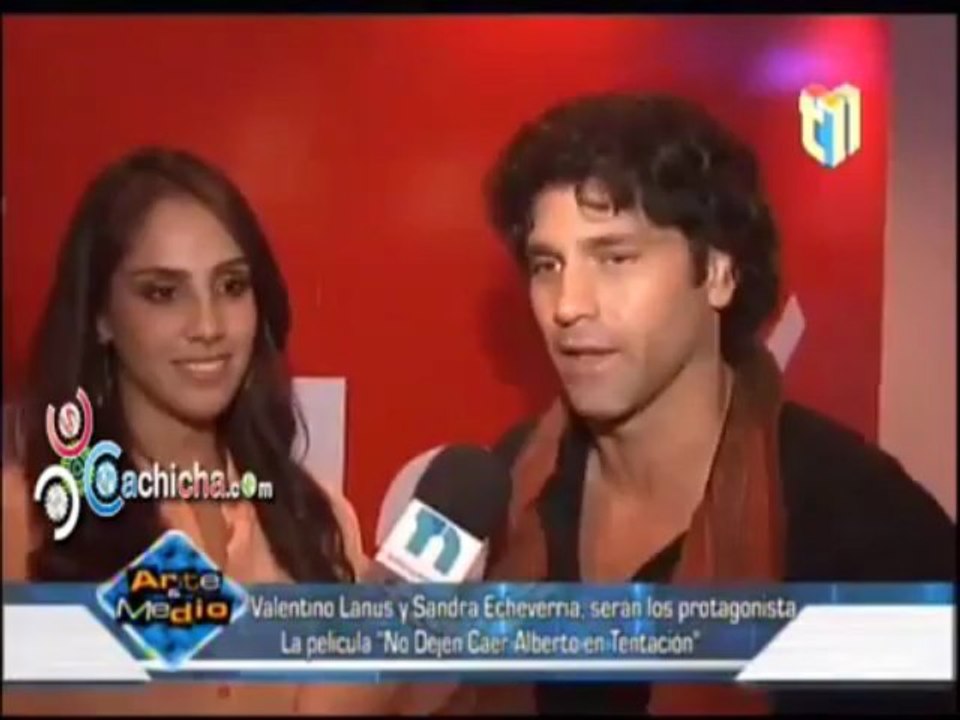 Entrevista a Sandra Echeverria y Valentino Lanus protagonistas de pelicula Dominicana