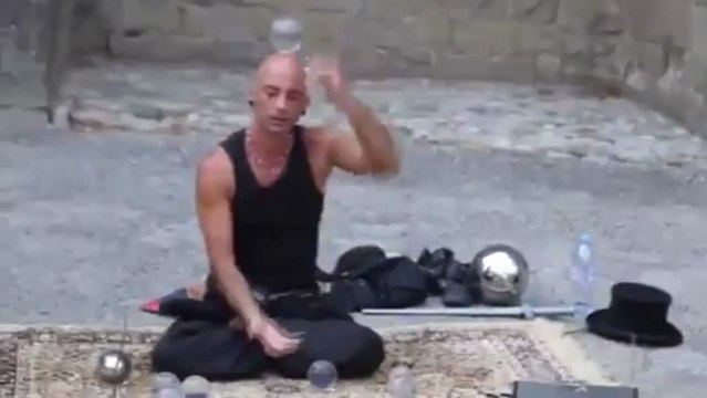 Иллюзионист