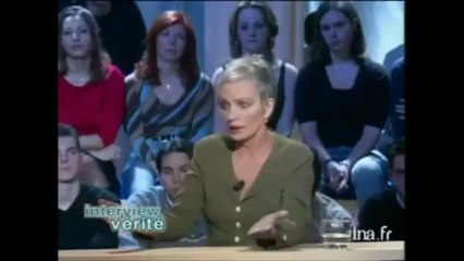 La Mafia Française à un Budget de 250 fois celui de l’État Français : Marie Laforet dénonce la Franc Maçonnerie, Mafia