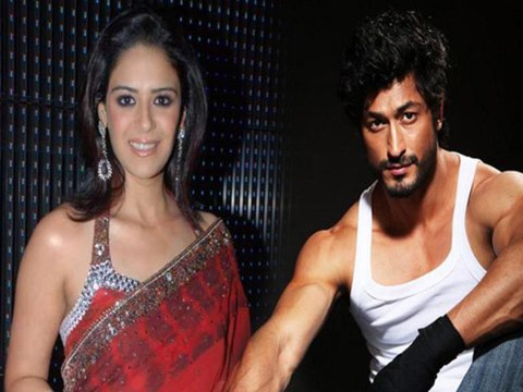 Vidyut Jamwal Red Hot On Mona Singhs MMS Leak