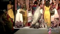 Prachi Desai Walks The Ramp For Shruti Sancheti @ Lakme Fashion Week 2013 !
