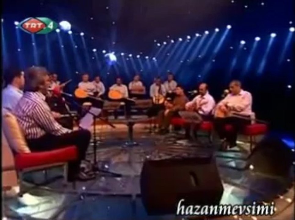 Adem Aslandoğan    -  Gönül Bir Sevdaya Düşmüş