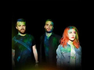paramore daydreaming