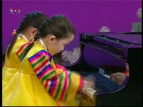 Palatul Copiilor Coreea de Nord - Tara Mea (1)