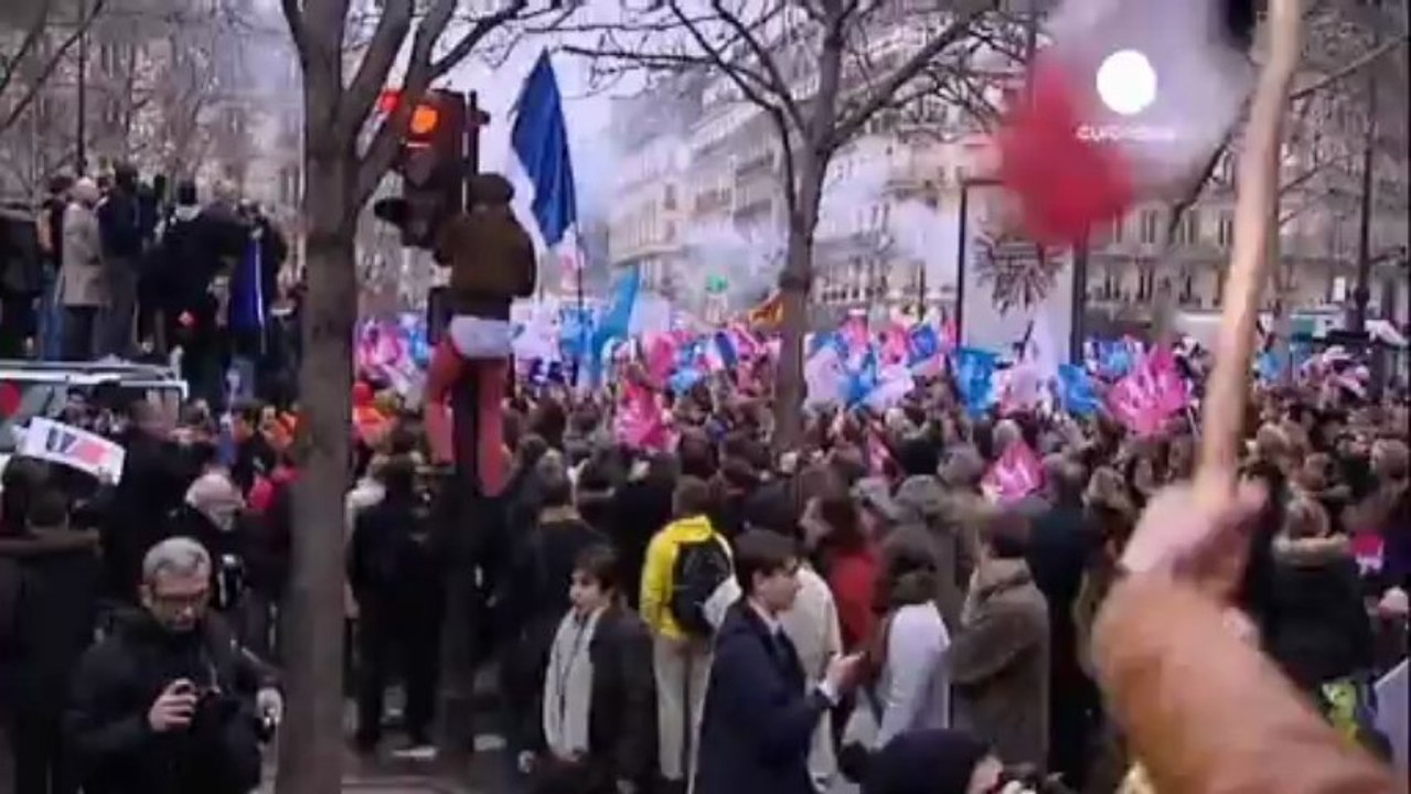 Nozze gay in Francia: testo approda in Senato, ancora...