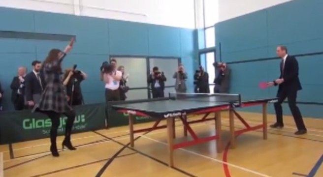 Kate joue au basket et William les DJs