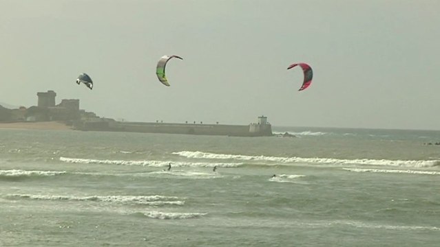 Saint-Jean-de-Luz | Kitesurf Donibane Lohizune | Euskadi Surf TV