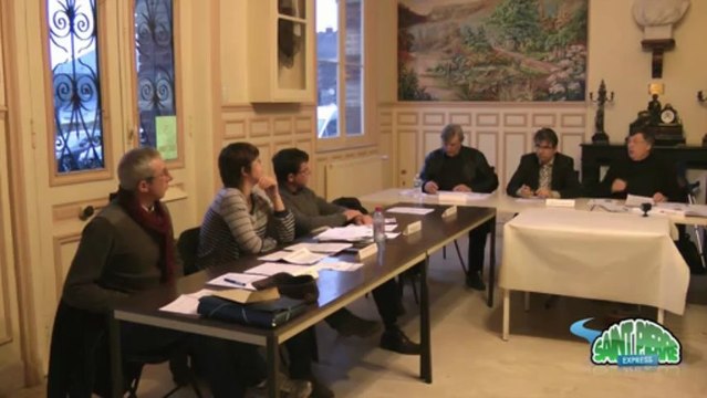 fact-checking-promesse-salle-polyvalente