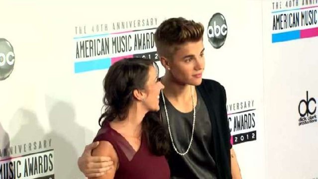 Justin Bieber Has No Friends