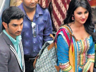 Lehren Bulletin Spotted Sushant and Parineeti Together And More Hot News