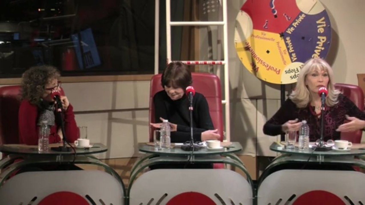 "Spécial Femmes : la Mode, les Modes et le Snobisme" Part 2 dans Les Grosses Têtes en Folie