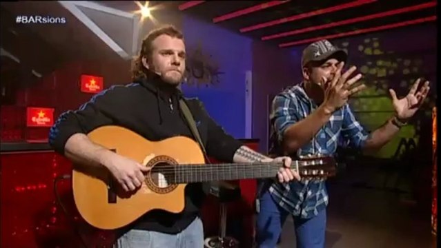 TV3 - Etiquetats - El niño de la hipoteca i la seva bar-sion coreografiada de la setmana