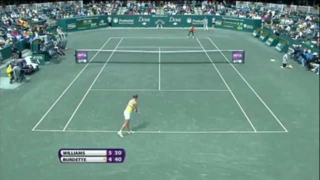 Serena Williams asfalta la Burdette, ora la Safarova