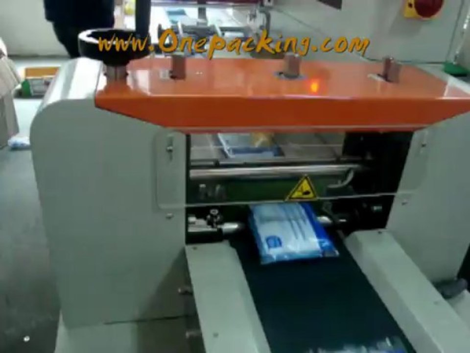 plastic packaging machine