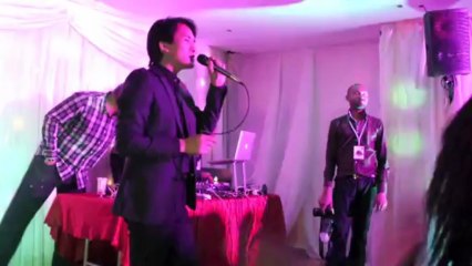 Dinh Vietzoukeur présente son premier single "twa kilti" au salon mangrove