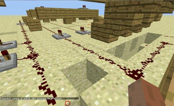 [FR] Minecraft 1.5 : Idée Redstone simple - Grande porte à pistons (à code)