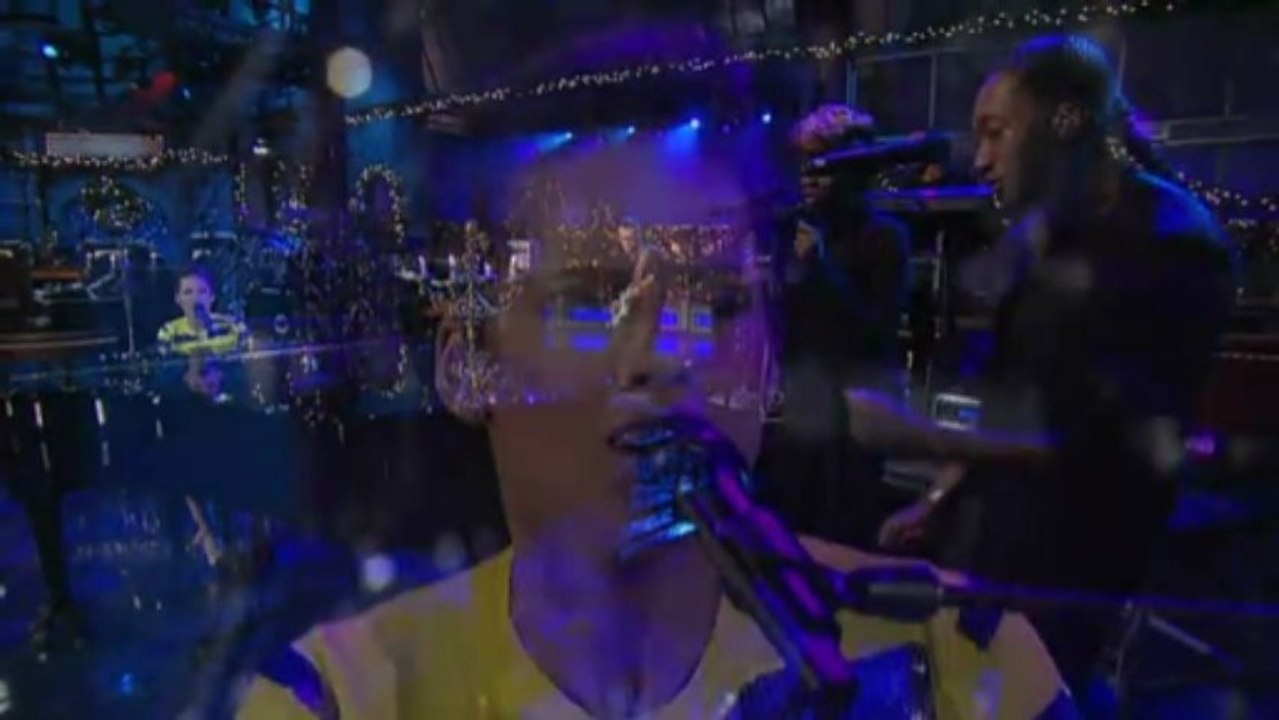 Alicia Keys live on Letterman webcast