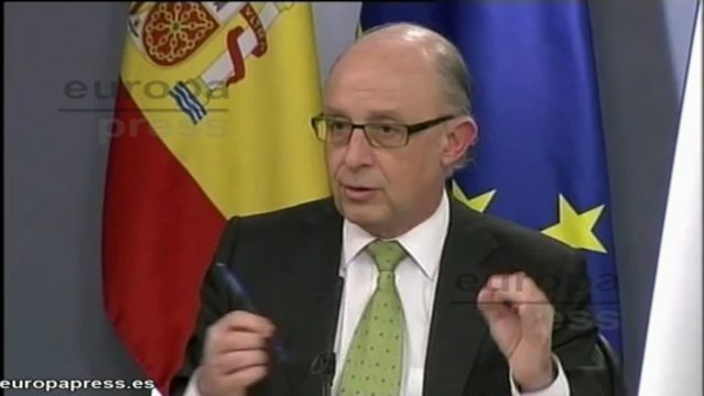 Montoro dice que no reducirá la paga extra de funcionarios