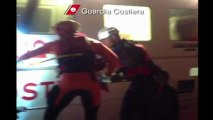 Guarda italiana resgata imigrantes em Lampedusa