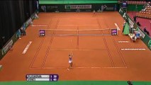 Polonia - Vinci accede con facilidad a semifinales