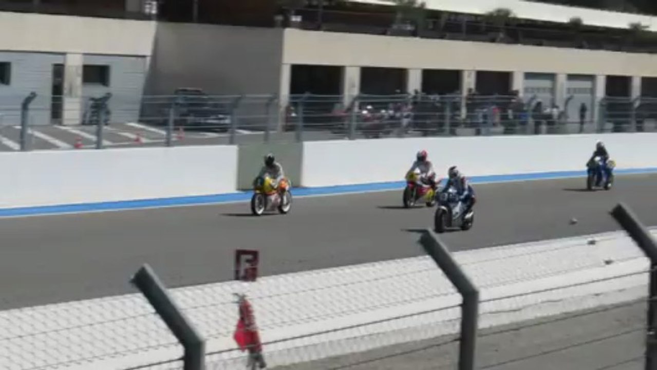 Sunday Ride Classic 2013 Le départ des Champions donné par la compagne de Jarno Saarinen