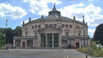 Arts de la Rue - Les cirques en dur