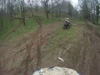 charly et Lulu font de la moto