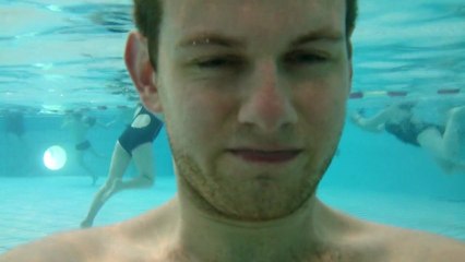 Le Sony Xperia Z sous l'eau - Défi vidéo #TesteurSosh