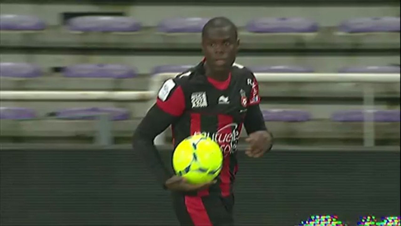 But Wissam BEN YEDDER (8ème) - Toulouse FC - OGC Nice (3-4) - saison 2012/2013