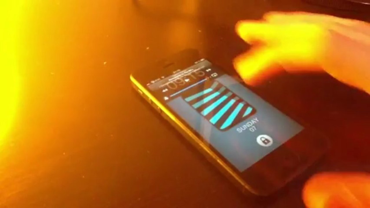 Pluck un tweak génial qui vous permet de choisir une musique depuis le lock screen