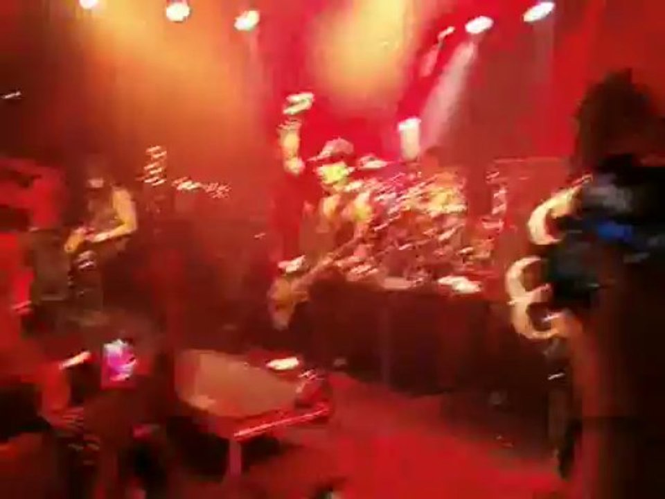 BLACK VEIL BRIDES - Resurrect the sun live trabendo 5.04.2013