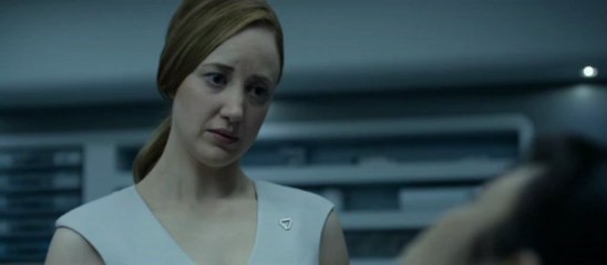 Oblivion - Extrait #2 Julie Wakes Up [VO|HD720p]