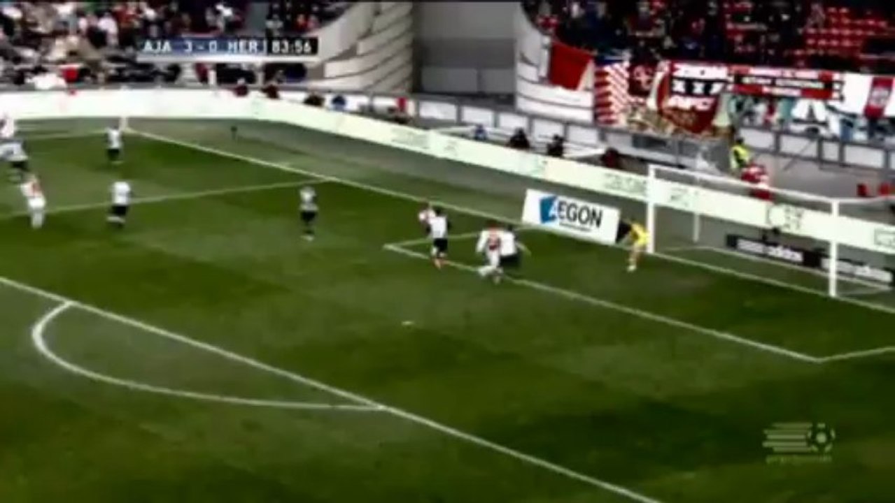 Der passt genau! Eriksen mit dem i-Tüpfelchen für Ajax