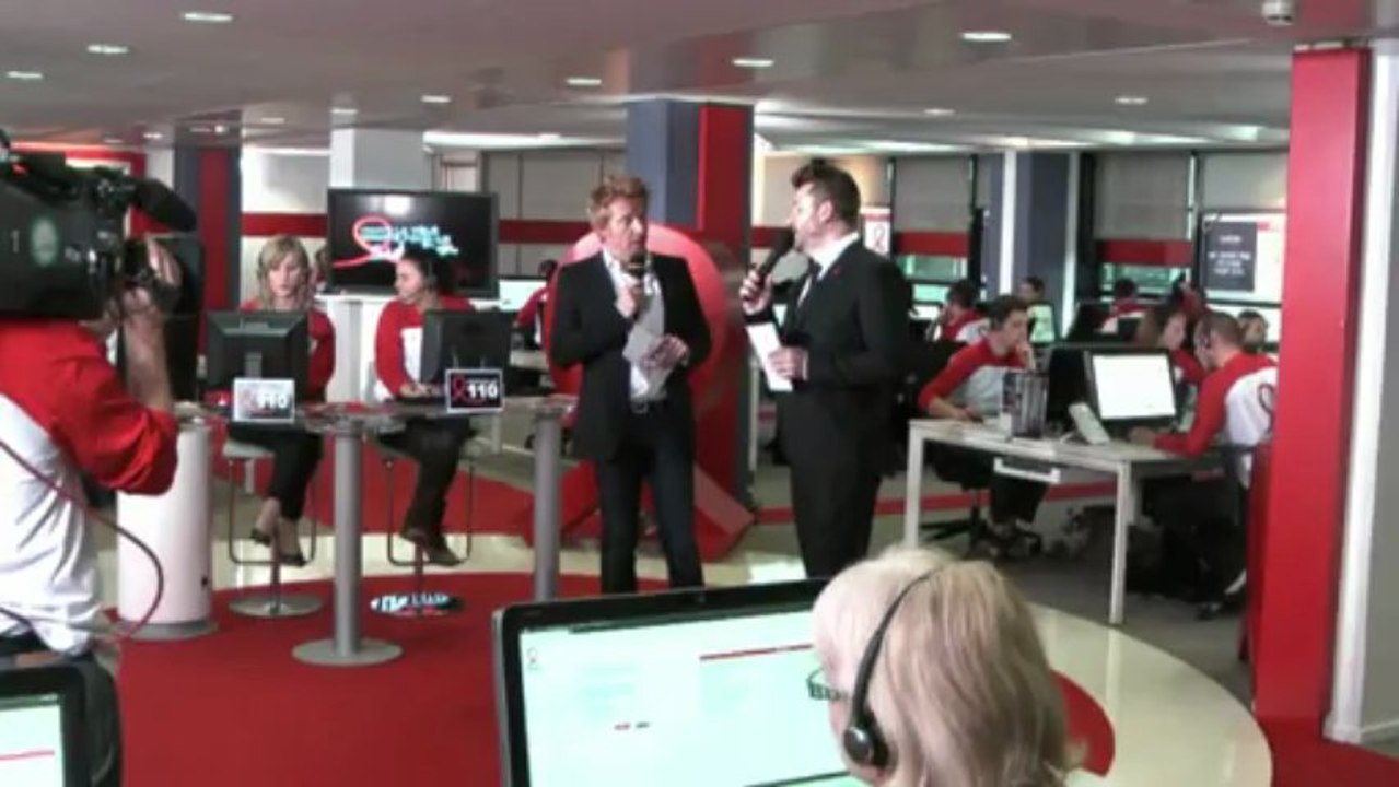 Sidaction : Le Centre d'appels de Free en direct sur France 2
