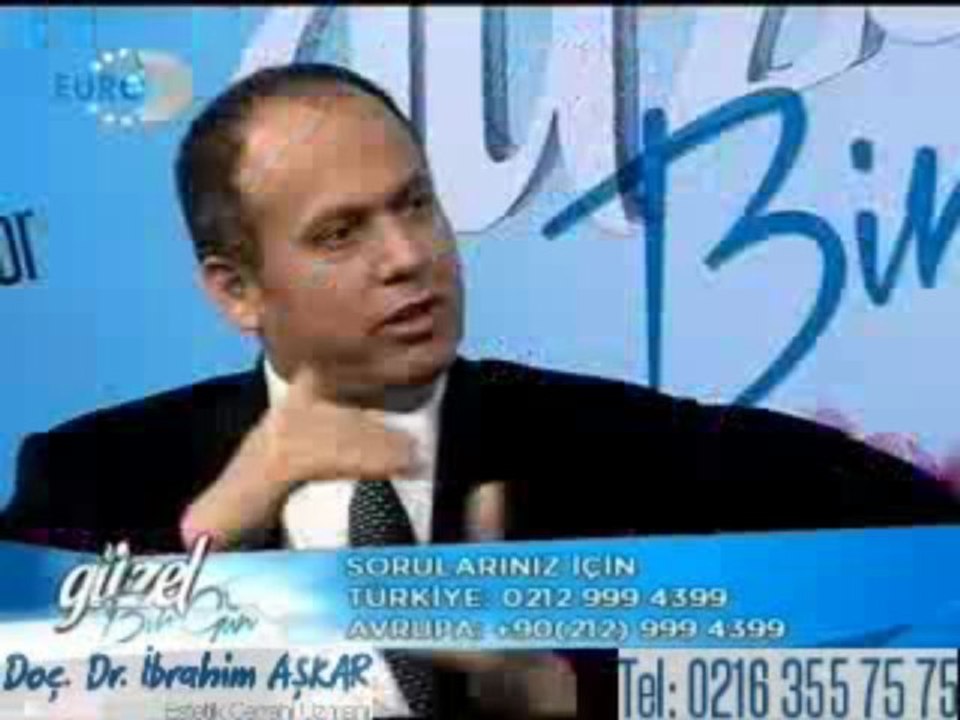 Karın germe ve liposuction ile göğüs estetiği kombine edilebiliyormu?