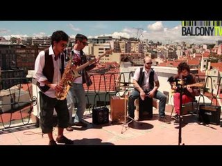 QUARTO ESCURO - TERRA (BalconyTV)