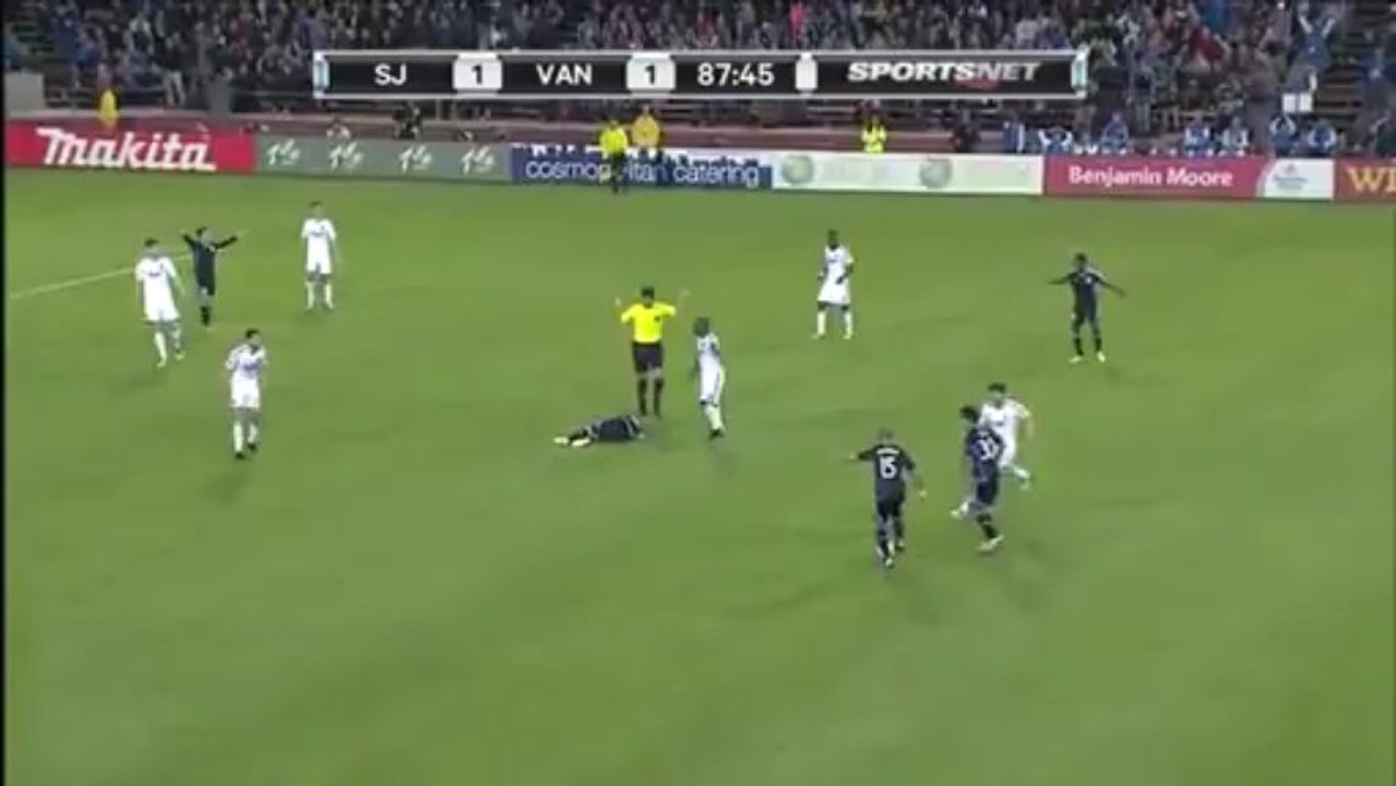 Vancouver Whitecaps FC at San Jose Earthquakes - Nigel Reo-Coker 88' Tackle - 2013-04-06 - HD