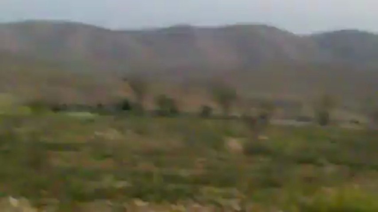 المجلس الثوري والعسكري في القلمون- لواء تحرير الشام- كتيبة المهام الخاصة بمشاركة كتيبة شهداء القلمون -تدمير رتل كامل ينقل الذخيرة الى دمشق  6.4.2013