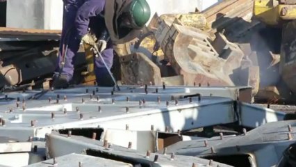 máy phân tích thành phần hợp kim cầm tay Bruker Mỹ