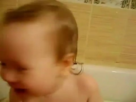 Ну очень заразительный смех ребенка!