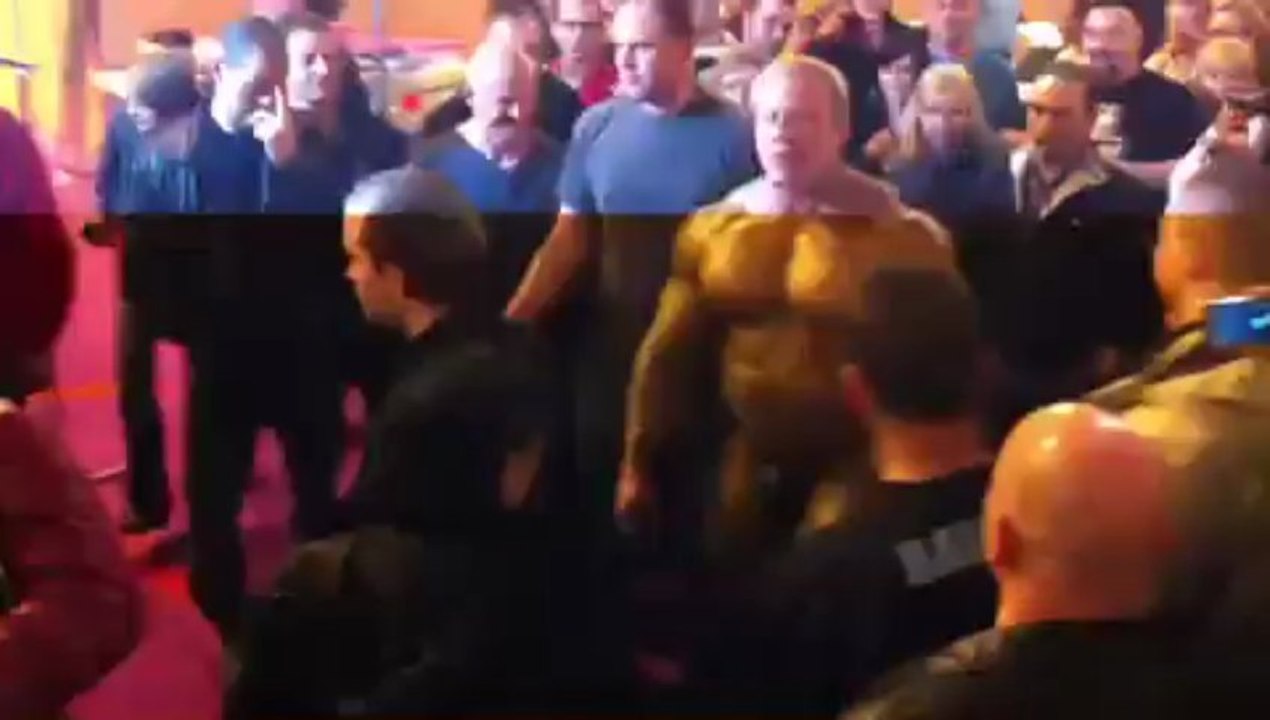 Dennis Wolf guest in the crowd at Top de Colmar