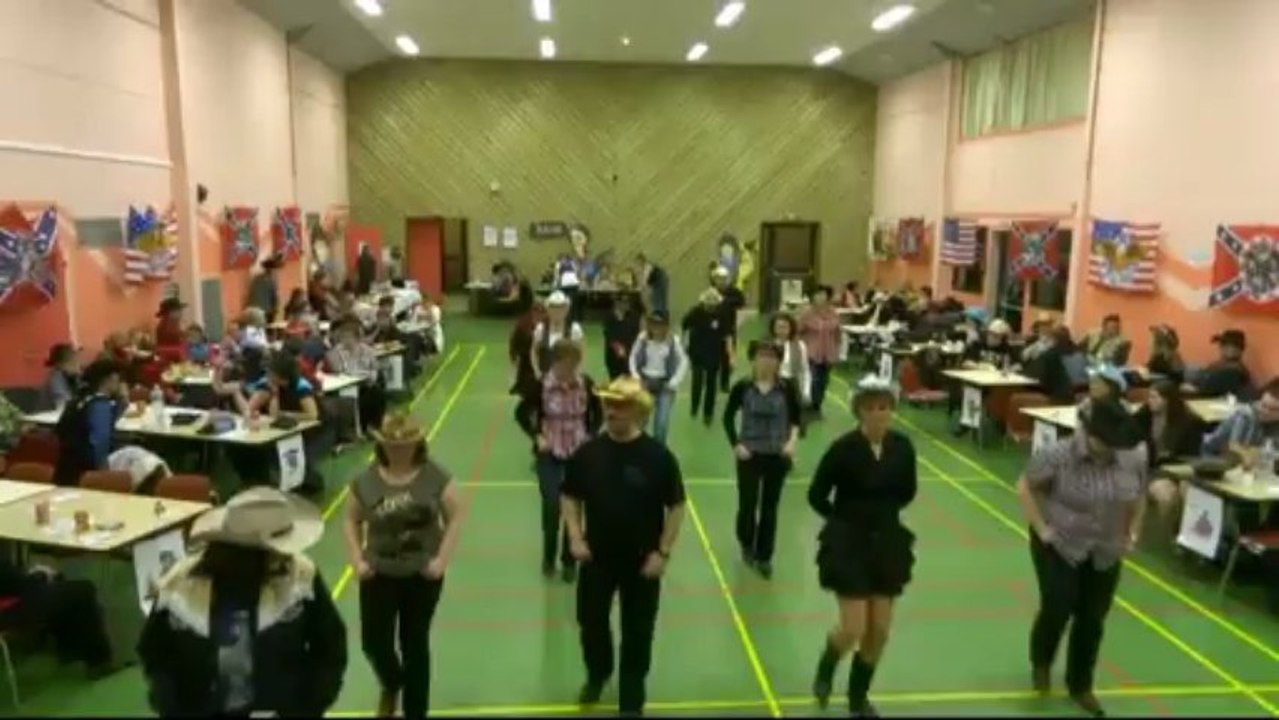 Bal Country   " Amical'Danse Country"  06.04.2013