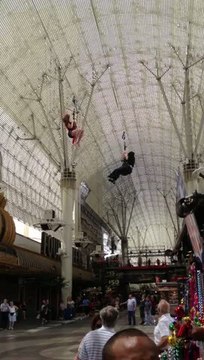 La Tyrolienne à Freemont Street Las Végas par LVBP