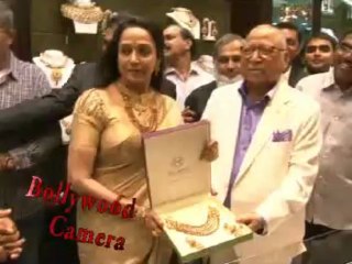 Hema Malini Glitters In Malabar Gold In Mumbai