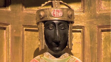 Architecture des vierges noires et cathédrales