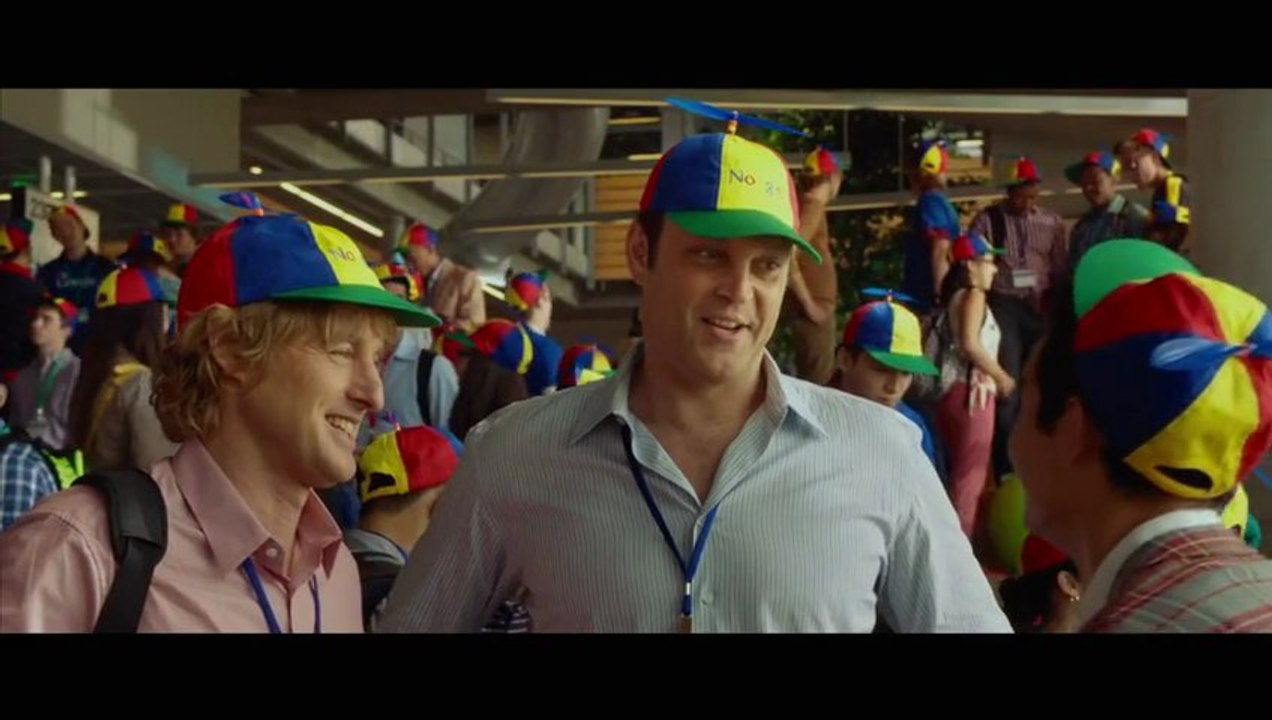 Los becarios - Trailer en español HD