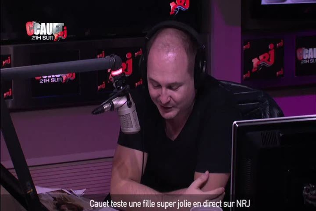 Cauet teste une fille super jolie en direct sur NRJ - C'Cauet sur NRJ