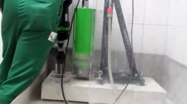 cung cấp máy khoan lấy lõi bê tông CHLB Đức call 0937 049 870 Mr Chương